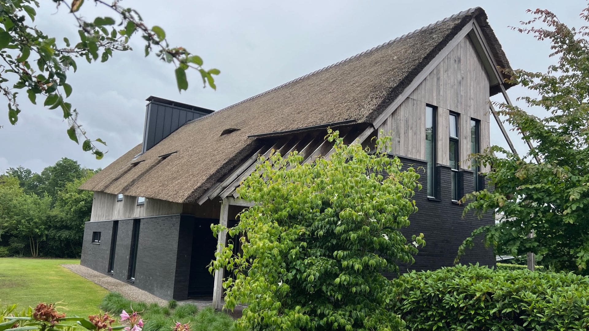 houten schuurwoning levande