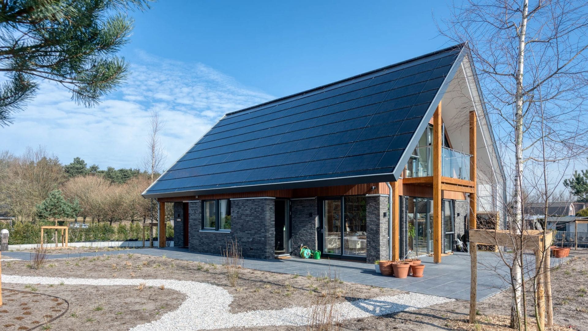 levande noordwijk woning met hout en steen