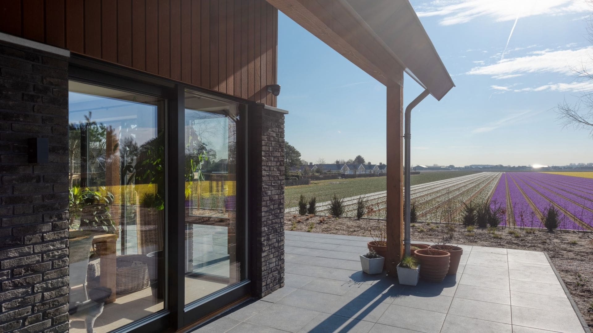 levande noordwijk woning met hout en steen